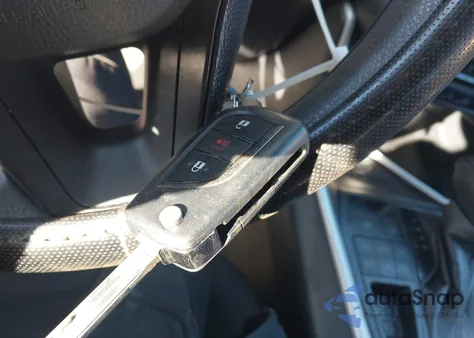 2021 Toyota Rav4 Le z USA, uszkodzony, nr VIN 2T3F1RFV9MW187447